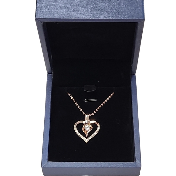 NEW 18K Rose Gold Plated Necklace - Picture 2 of 3